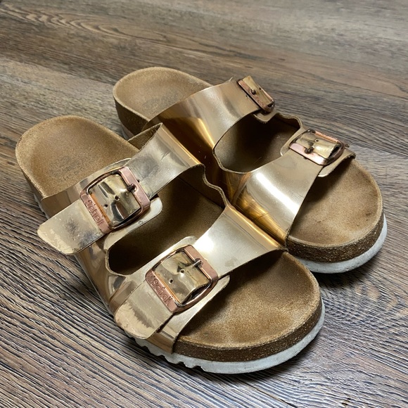 Sandals - Picture 6 of 6